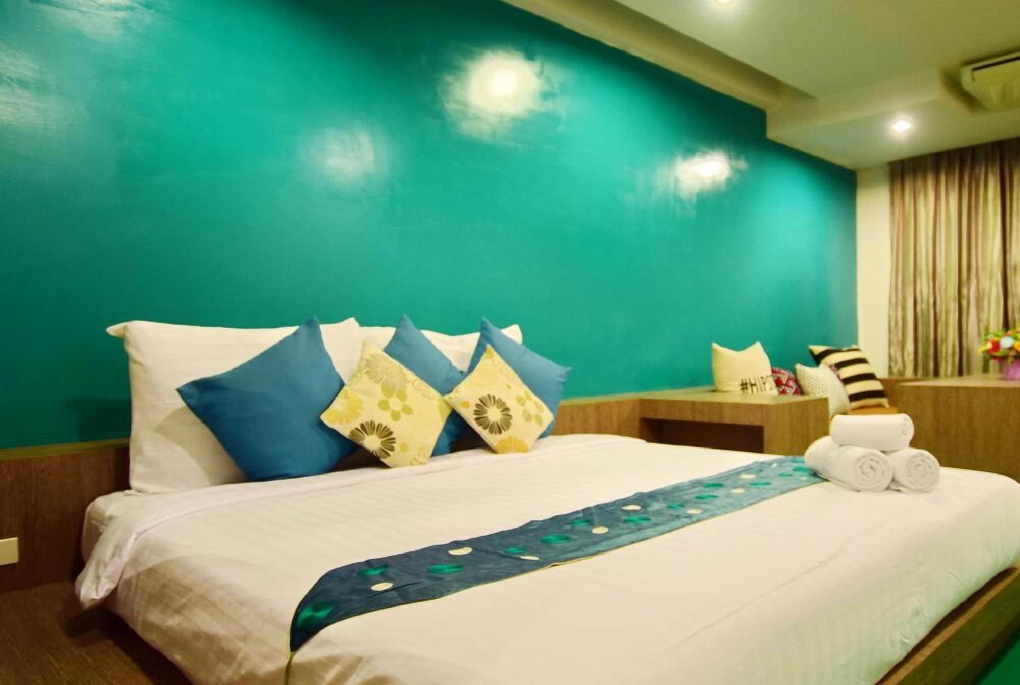 Franjipani Resort Хуа Хин Екстериор снимка