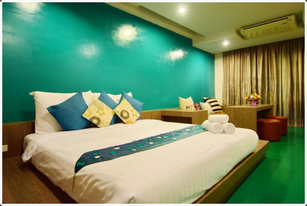 Franjipani Resort Хуа Хин Екстериор снимка