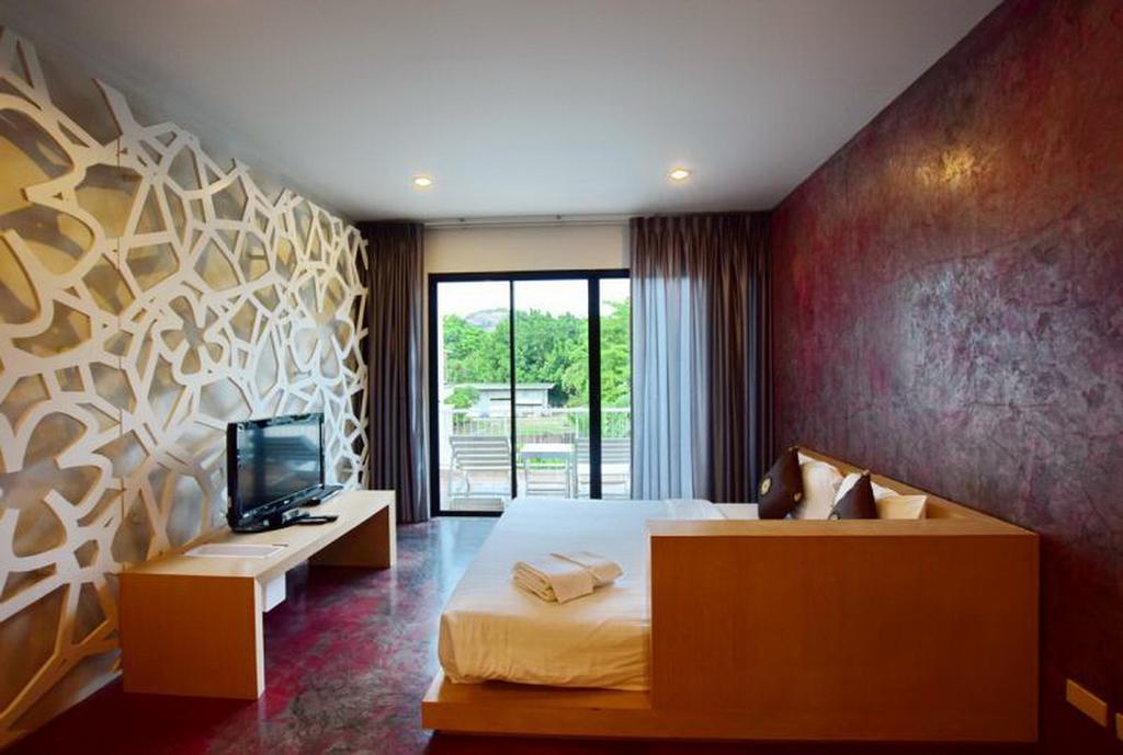 Franjipani Resort Хуа Хин Екстериор снимка
