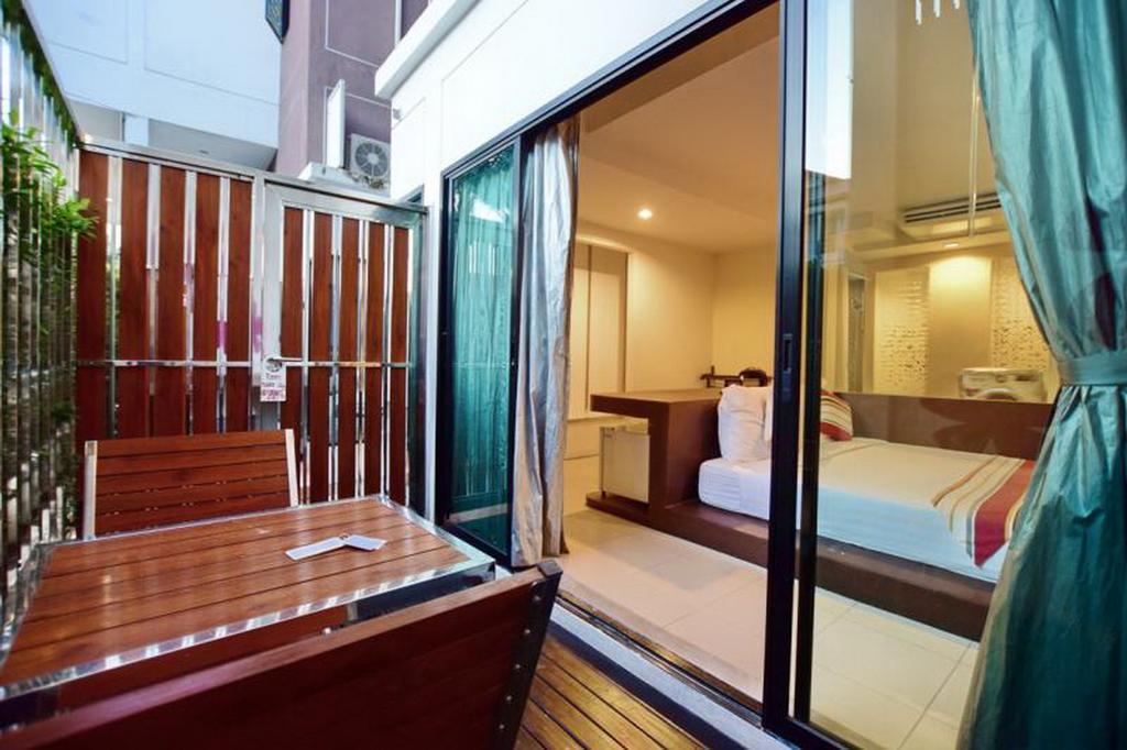 Franjipani Resort Хуа Хин Екстериор снимка